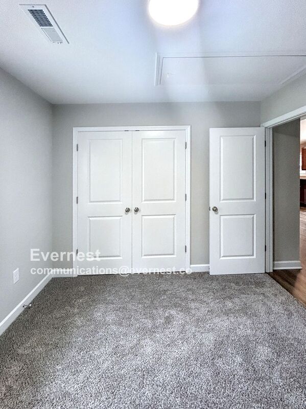 Building Photo - 1653 Reynolds Forest Dr