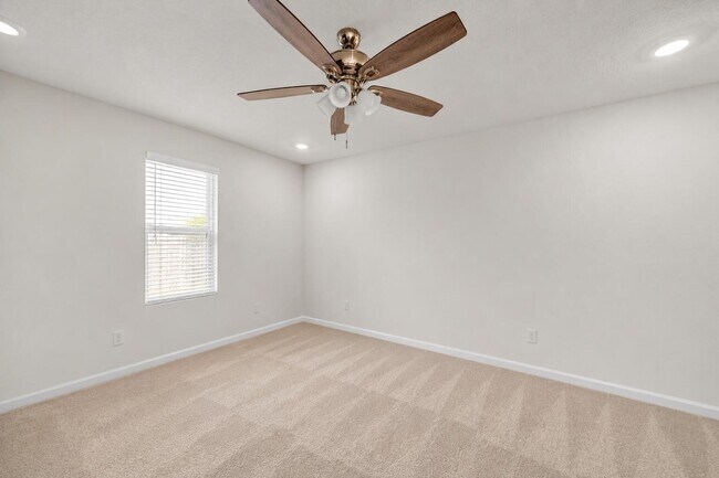 Building Photo - 918 Merganser Way