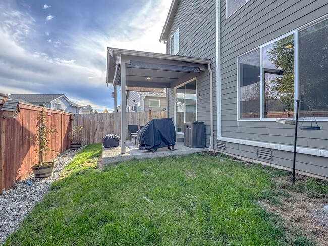 Building Photo - 17717 26th Dr NE