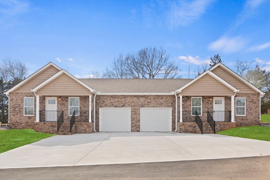 Building Photo - 7221 Howard Bennett Way