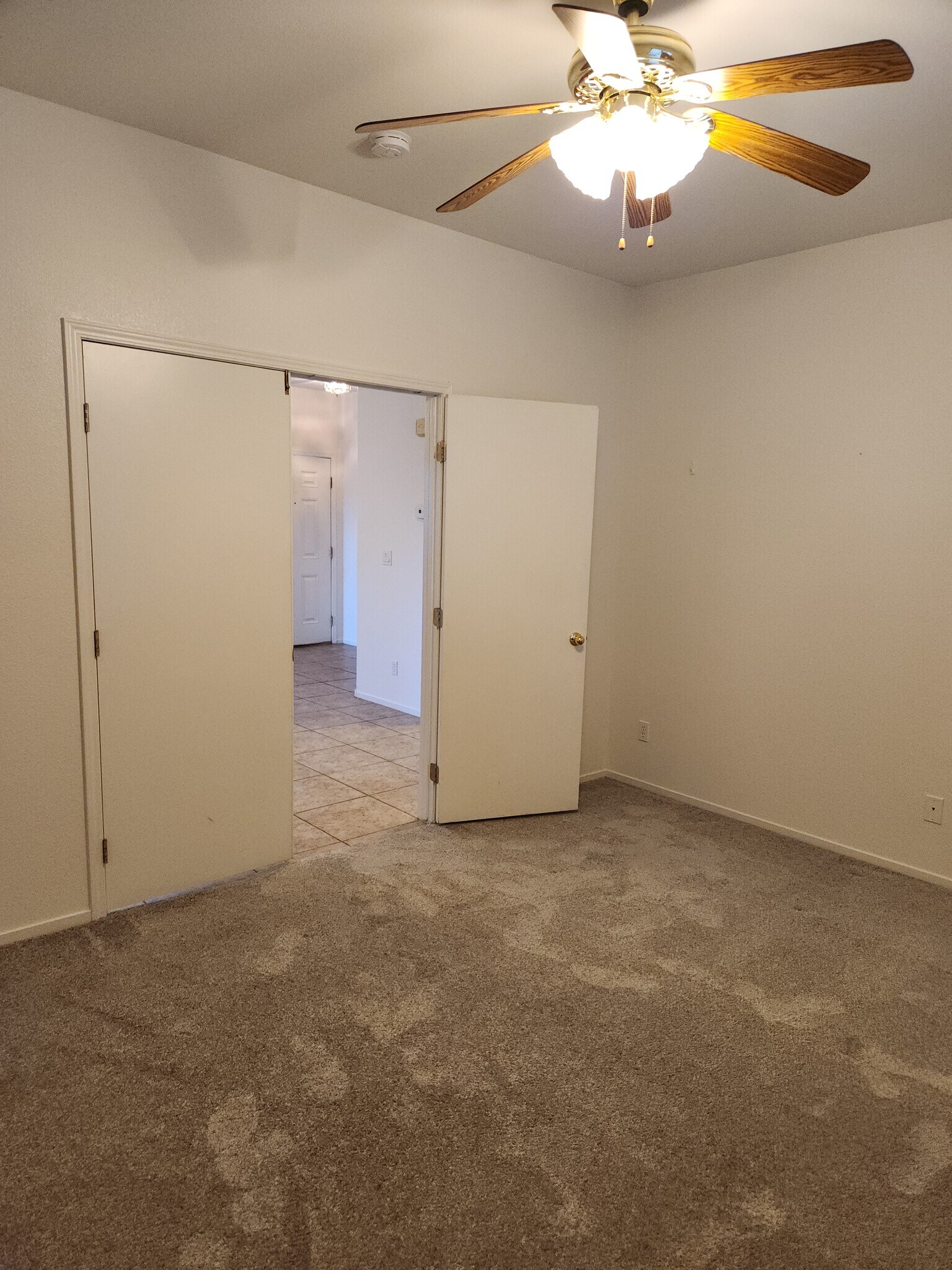 Building Photo - 4458 Yellow Harbor St