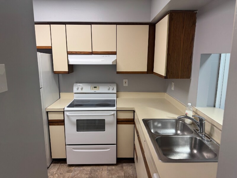 Building Photo - 463 Lake Havasu Dr