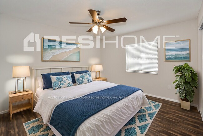 Building Photo - 2567 Newmark Dr