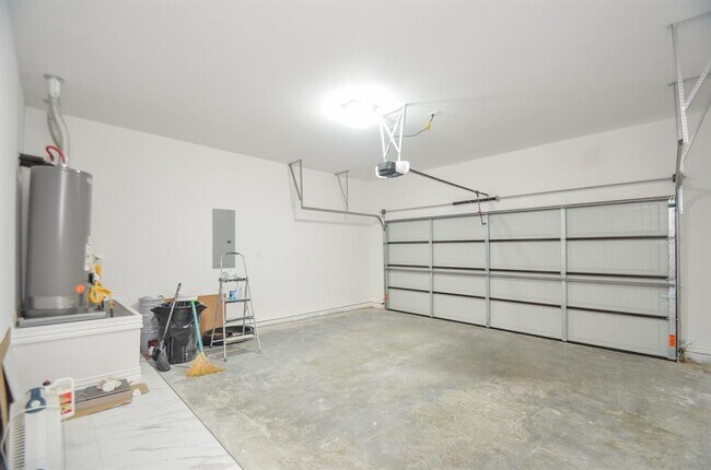 Building Photo - 6514 Fraser Pt Ct