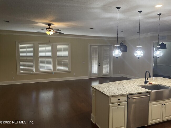 Building Photo - 1406 Sunset View Ln