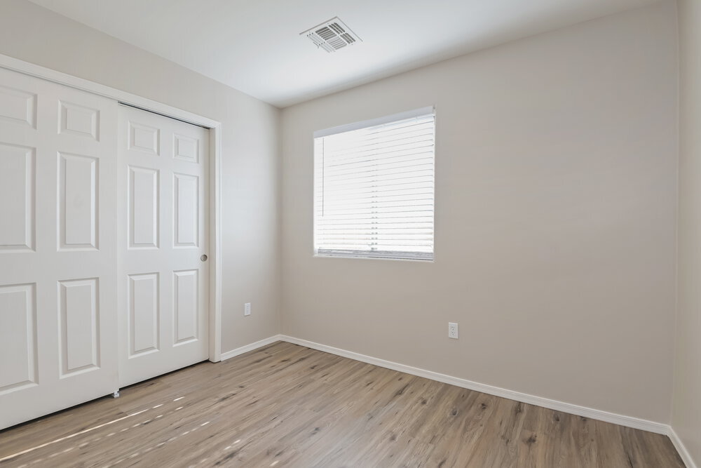 Building Photo - 7103 S Providence Dr