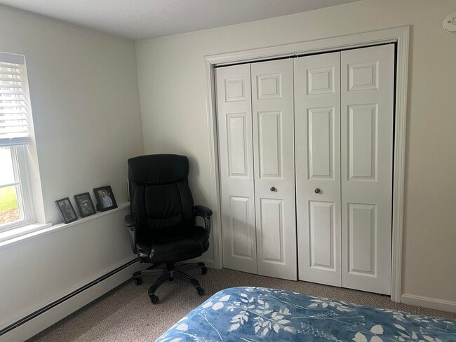 Building Photo - 402 White Cedar Blvd