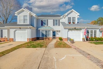 Building Photo - 2 Bed 2 Bath Home for rent in Yorktown!