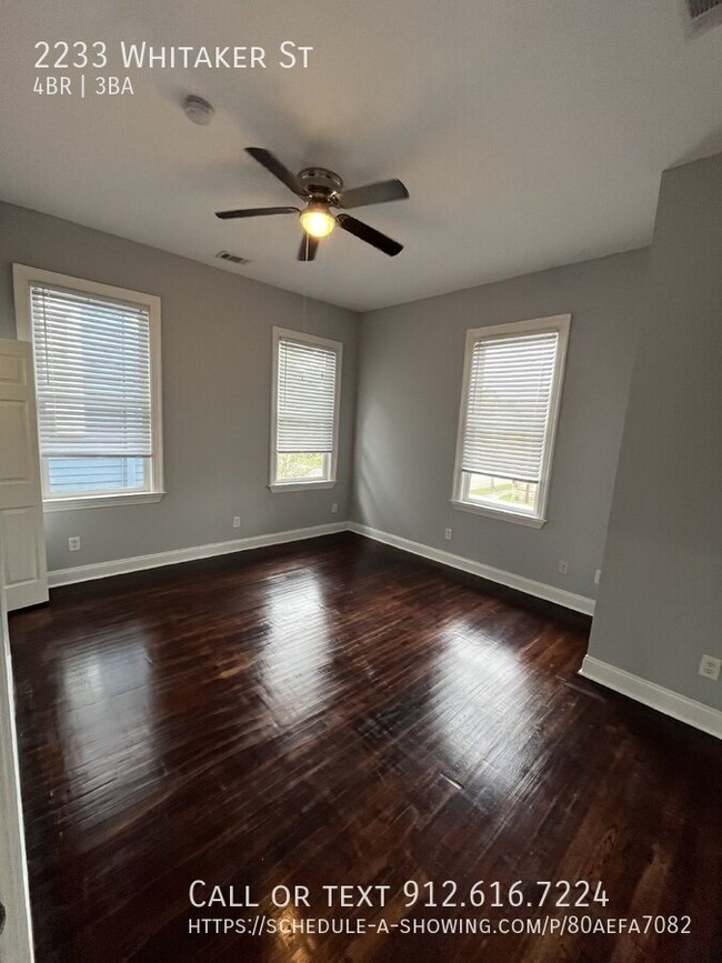 Building Photo - "Spacious 4-Bed, 3-Bath Duplex with Granit...