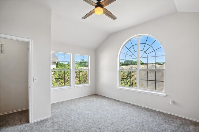 Building Photo - 8007 Ederville Cir