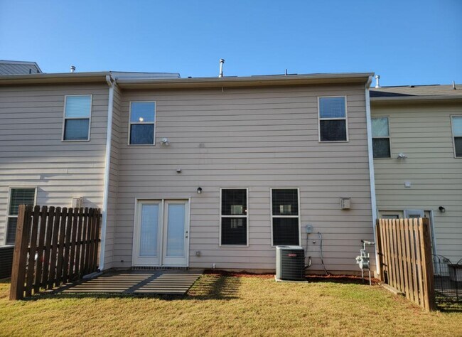 Building Photo - 2708 Wild Laurel Ct