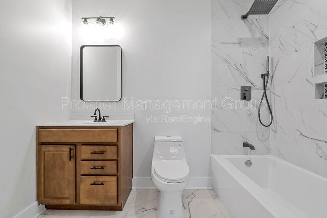 Building Photo - 22 Nunan St