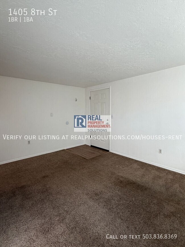 Building Photo - 1405 8th St