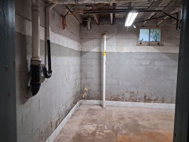 Building Photo - 4 bedroom home in Galien, MI