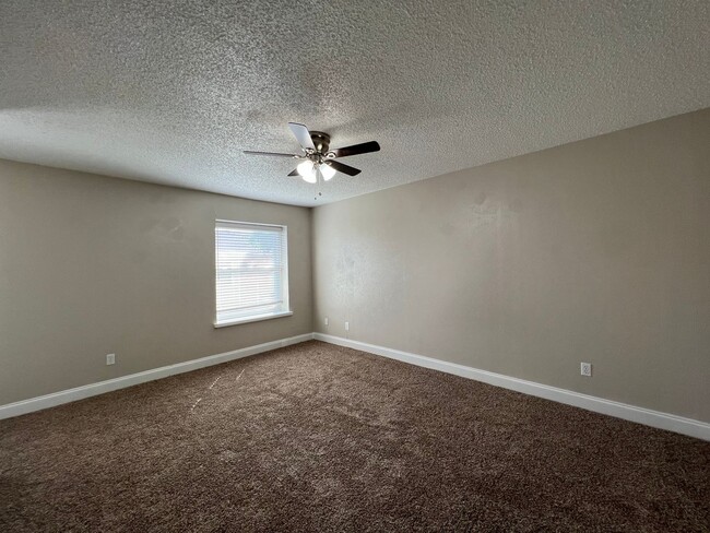 Building Photo - Grapevine Texas Condo for rent