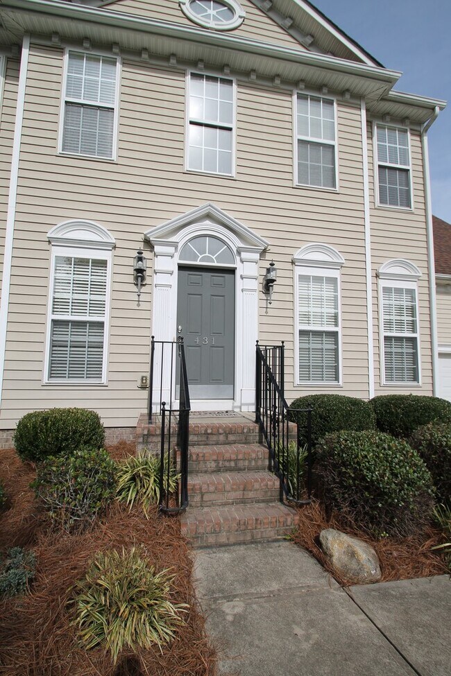 Building Photo - Exclusively Offered by Muse Realty, LLC