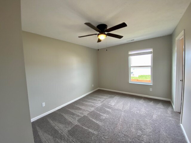 Building Photo - Fantastic 4 Bedroom, 2.5 Bath w/LOFT in Brookfield Place