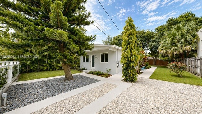 Building Photo - 3630 Percival Ave