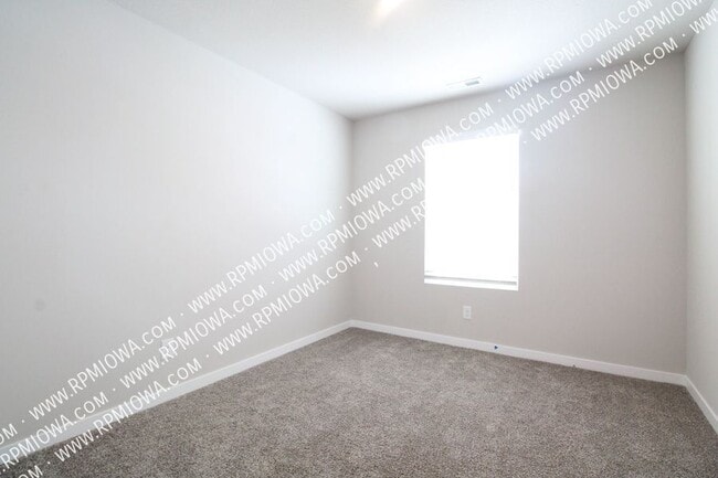 Building Photo - 3009 NW 29th St