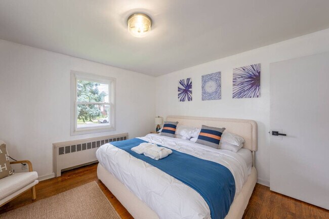 Building Photo - 810 Walnut St