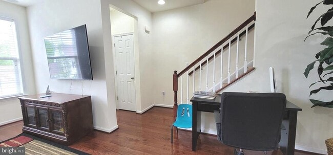 Building Photo - 2873 Burrows Ln