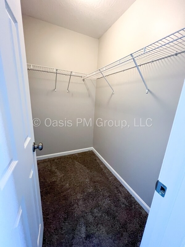 Building Photo - 4258 Buck Creek Dr