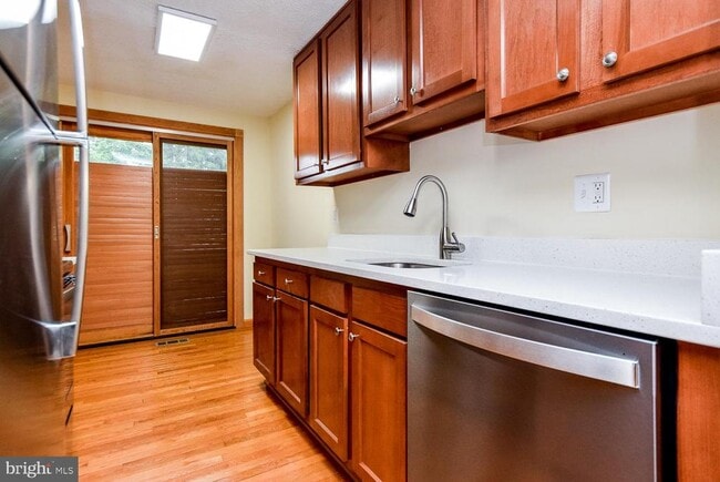 Building Photo - 6584 Madrigal Terrace