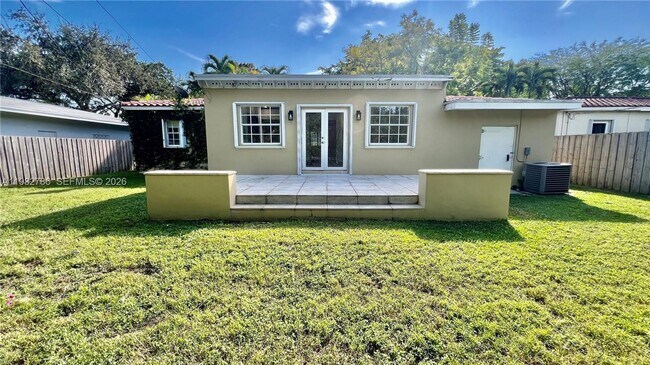 Building Photo - 5785 SW 54th Terrace