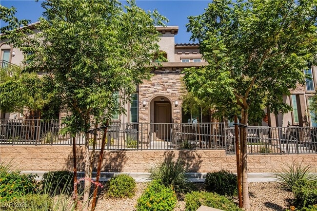 Building Photo - 10557 Ridge Glow Ave