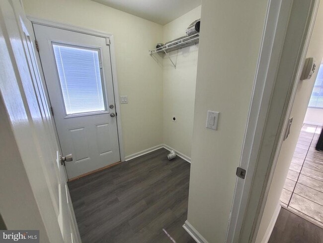 Building Photo - 110 Duck Creek Ln