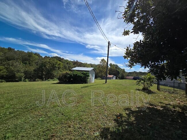 Building Photo - 3320 Griffin Cemetery Rd