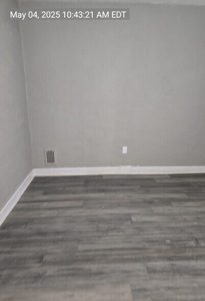 Building Photo - 2246 Sidney Ave