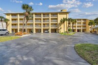 Building Photo - 1125 Pinellas Bayway S