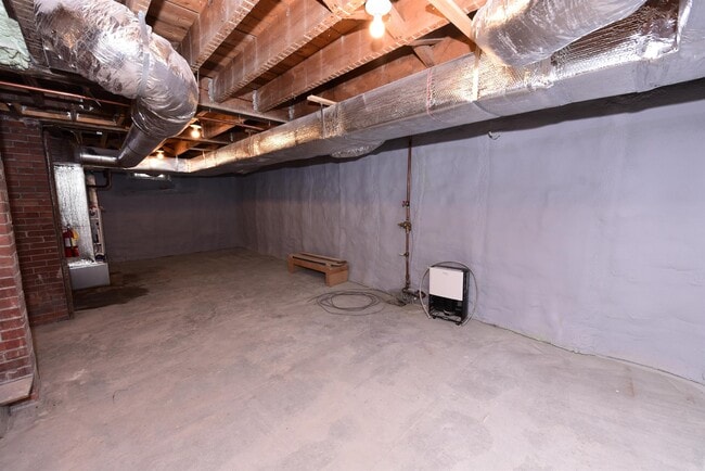 Building Photo - 2535 White Mountain Hwy