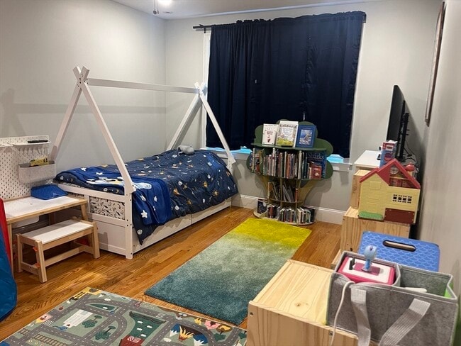 Building Photo - 45 Spring St