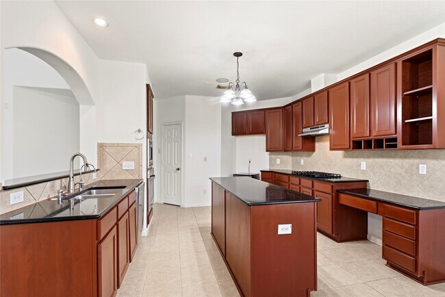 Building Photo - 1810 Candle Light Ct