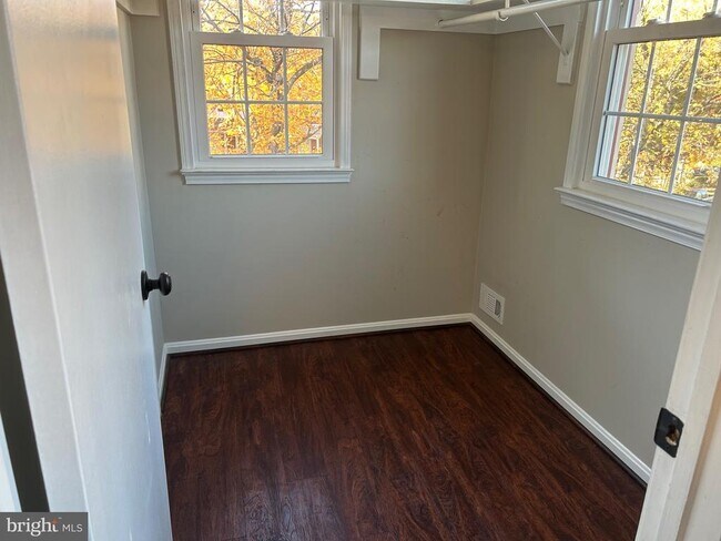 Building Photo - 13133 Putnam Cir