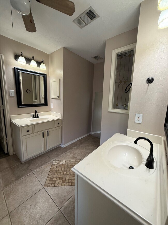 Building Photo - 20823 Camphor Tree Dr
