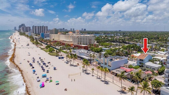 Building Photo - 311 N Surf Rd