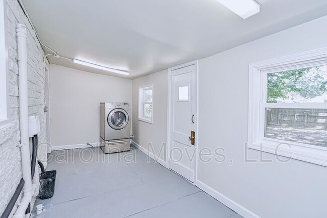 Building Photo - 205 Brushy Creek Rd
