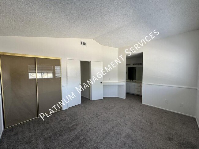Building Photo - 3224 Ave J-2