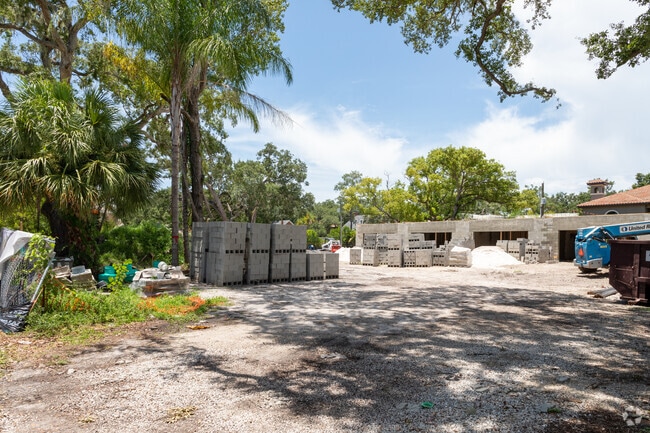 Primary Photo - Shore House