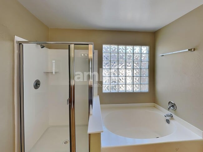 Building Photo - 2510 N 106th Ave