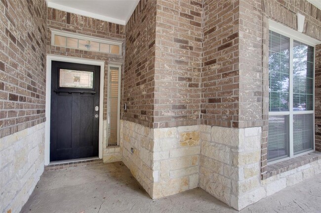 Building Photo - 9501 Bentley Garner Ln