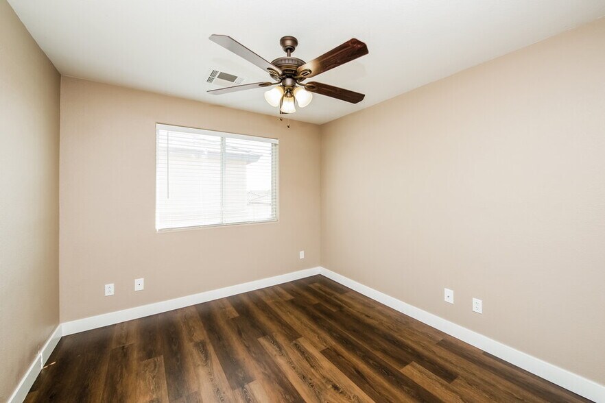 Building Photo - 8225 W Wildwood Glen Dr