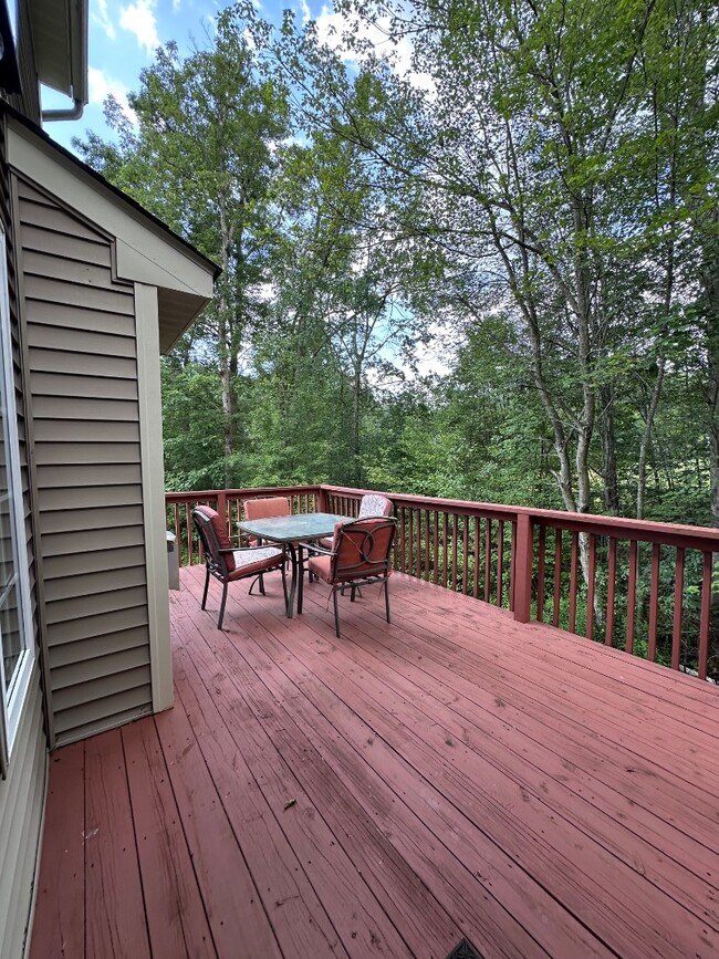 Building Photo - 11 Sand Hollow Dr