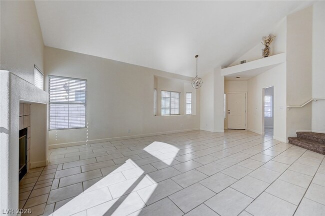 Building Photo - 267 Bluefield Ln