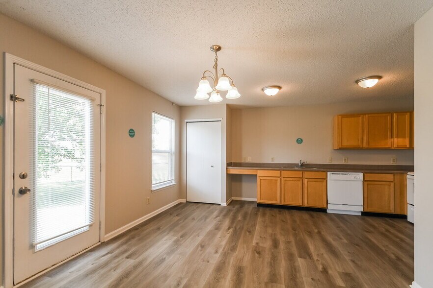 Building Photo - 9322 W Dockside Cir