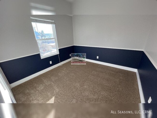 Building Photo - 8525 Pepperridge Dr