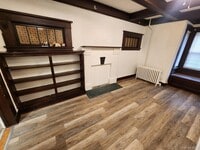 Building Photo - 37 Jennings Ave